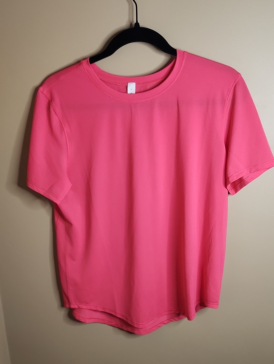 lululemon athletica Tops - Lululemon High-Neck Running and Training T-Shirt in Lip Gloss. Sz 8. #W3GQOS